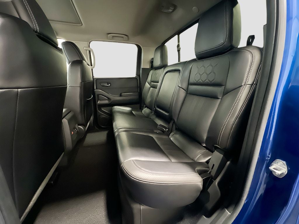 2024 Nissan Frontier SL