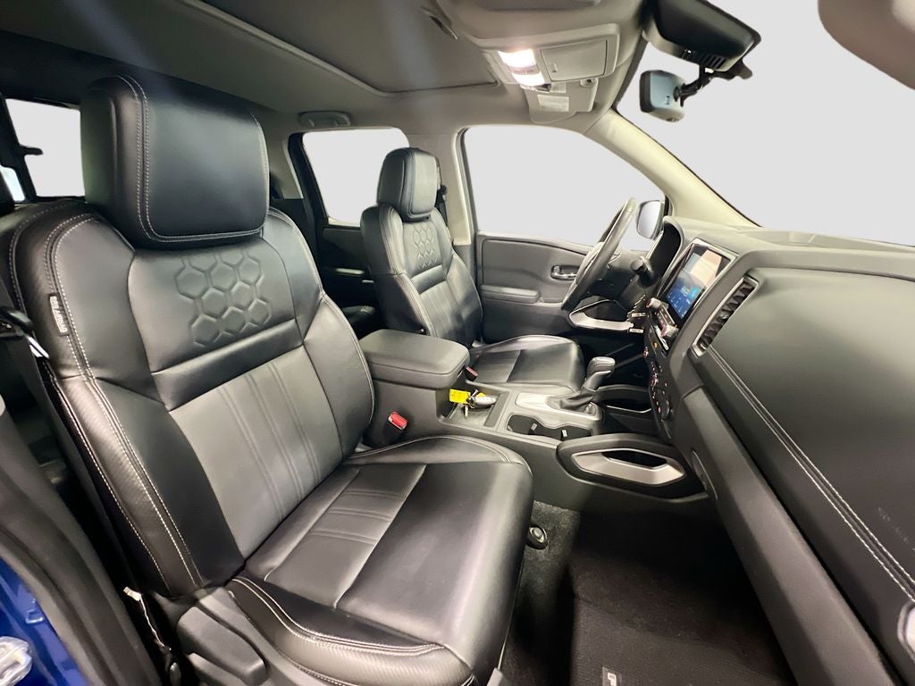 2024 Nissan Frontier SL