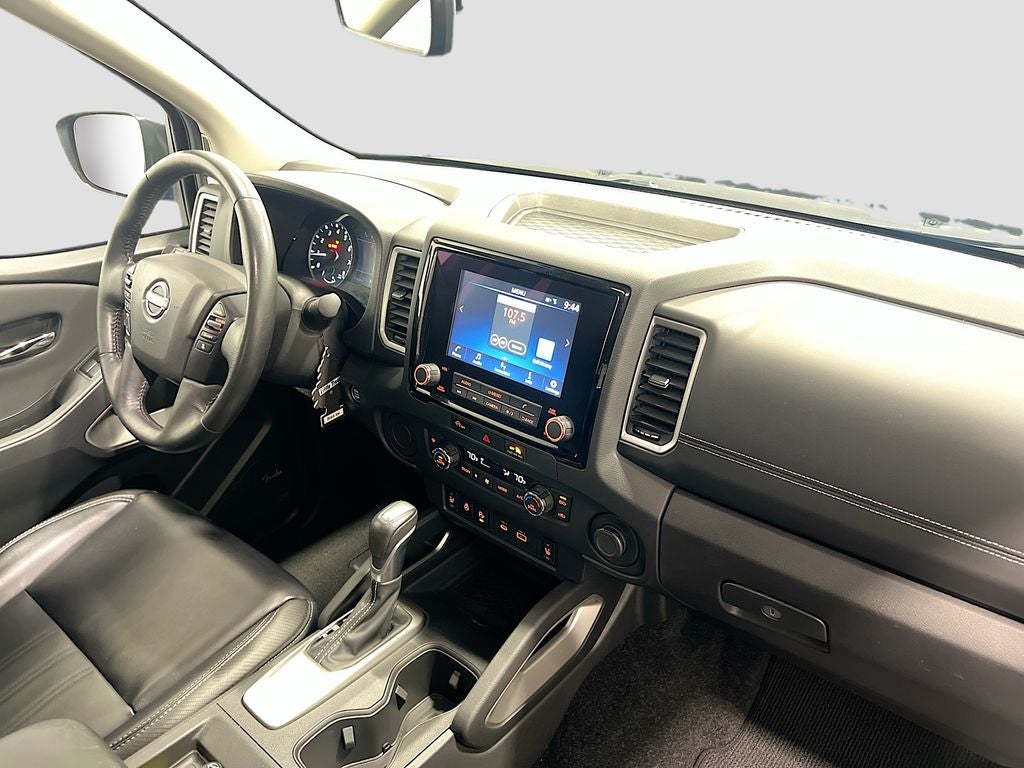 2024 Nissan Frontier SL