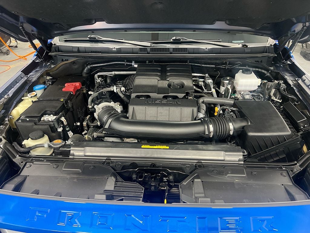2024 Nissan Frontier SL