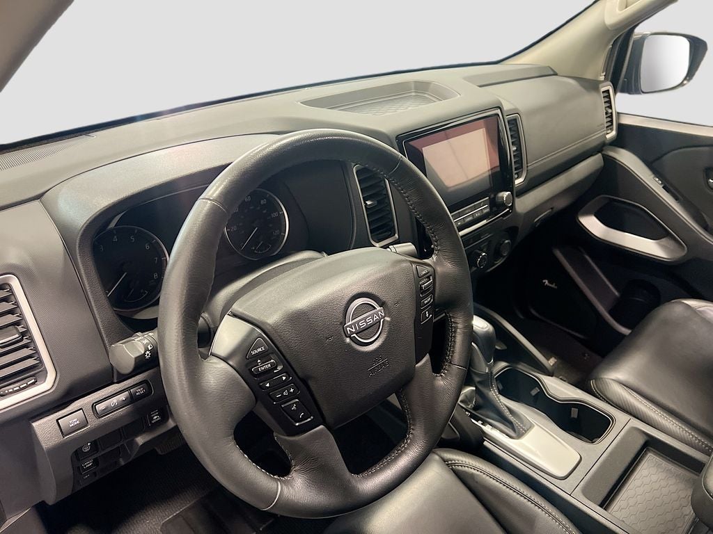 2024 Nissan Frontier SL