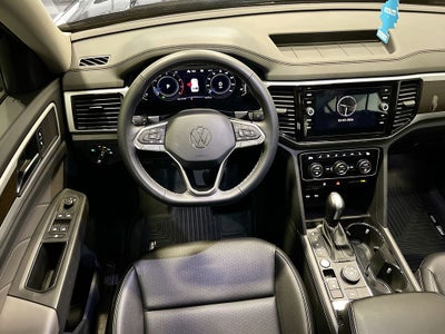 2022 Volkswagen Atlas 3.6L V6 SE w/Technology