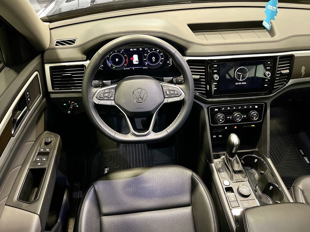 2022 Volkswagen Atlas 3.6L V6 SE w/Technology