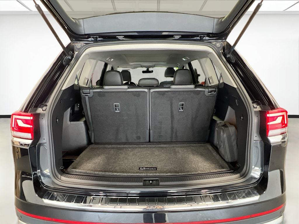 2022 Volkswagen Atlas 3.6L V6 SE w/Technology