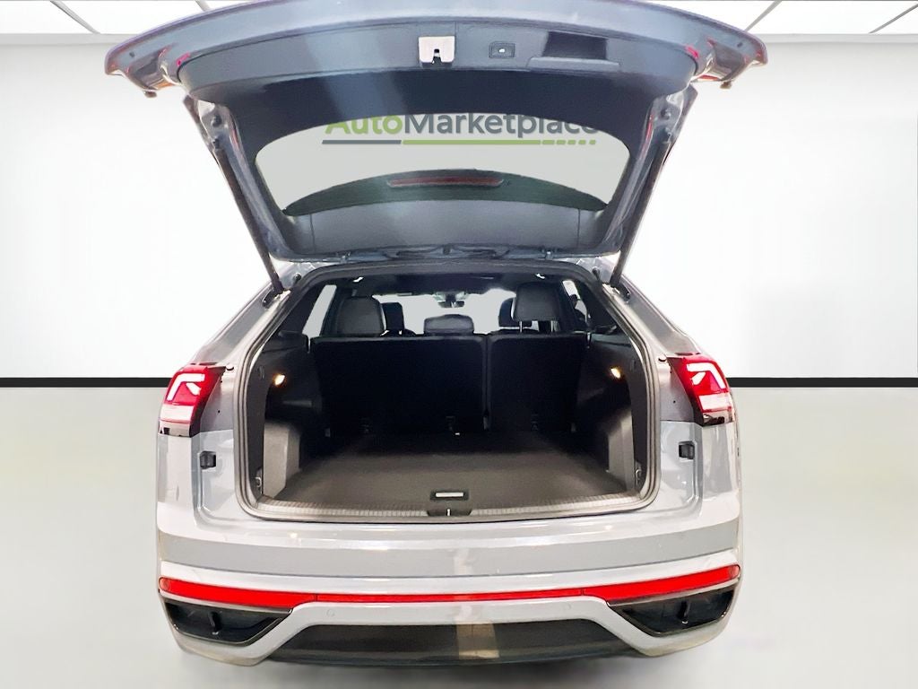 2023 Volkswagen Atlas Cross Sport 2.0T SEL R-Line Black