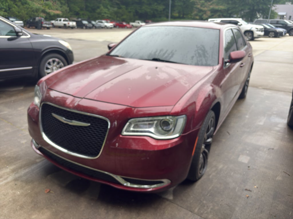 2019 Chrysler 300 Touring L