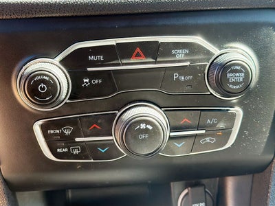 2020 Dodge Charger SXT