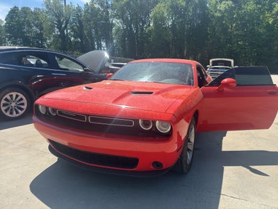 2022 Dodge Challenger SXT