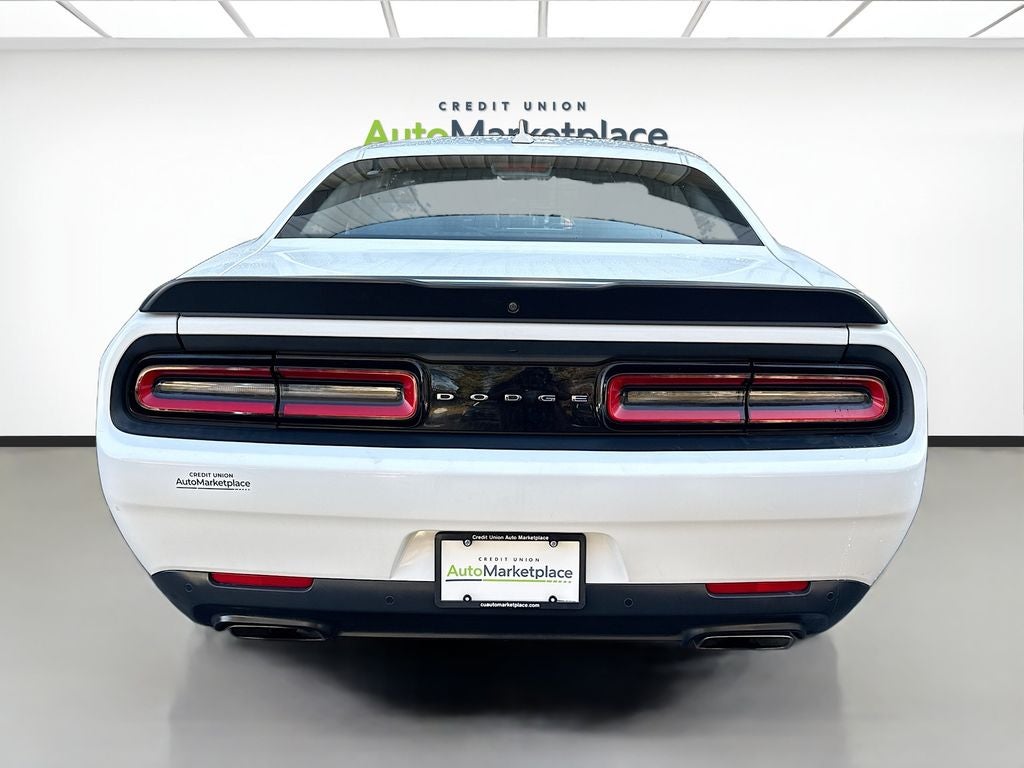 2016 Dodge Challenger R/T Scat Pack