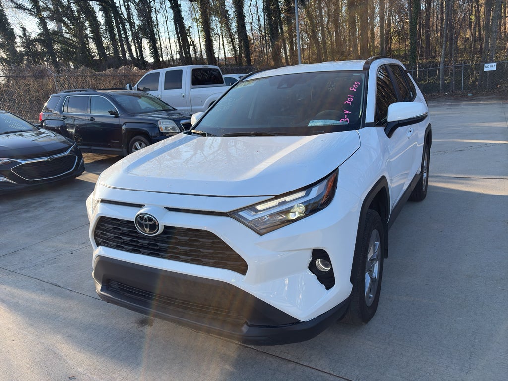2024 Toyota RAV4 XLE