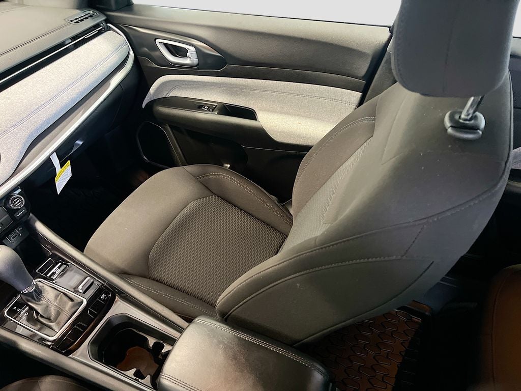 2023 Jeep Compass Sport