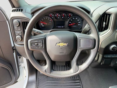 2025 Chevrolet Silverado Custom