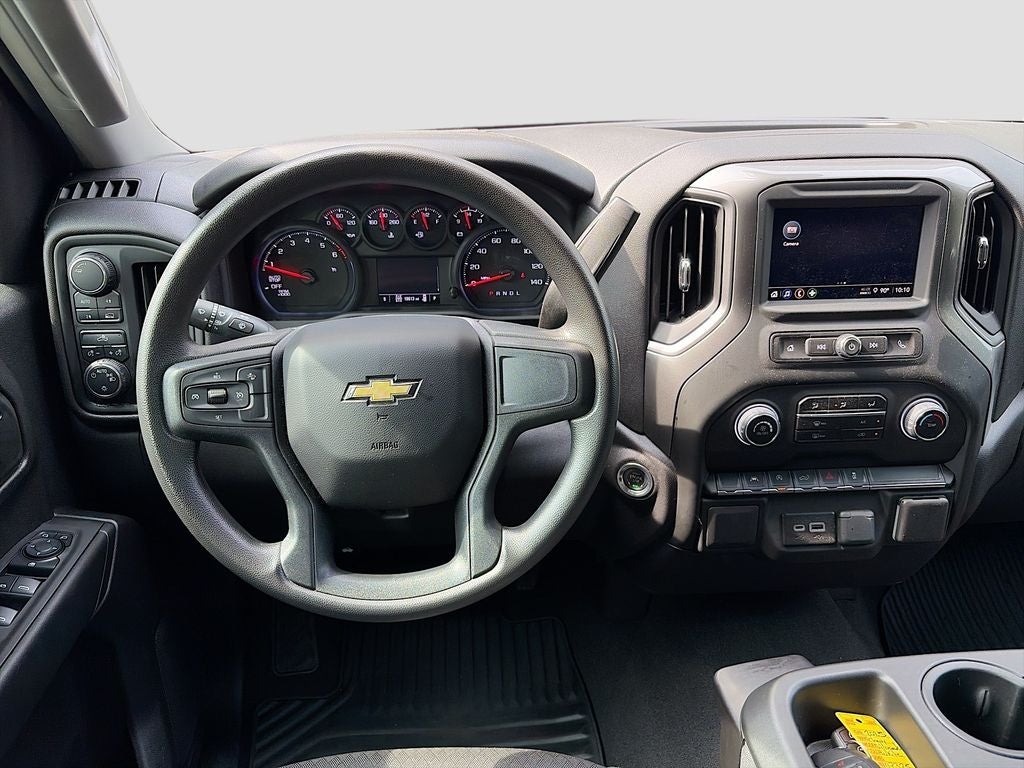 2025 Chevrolet Silverado Custom