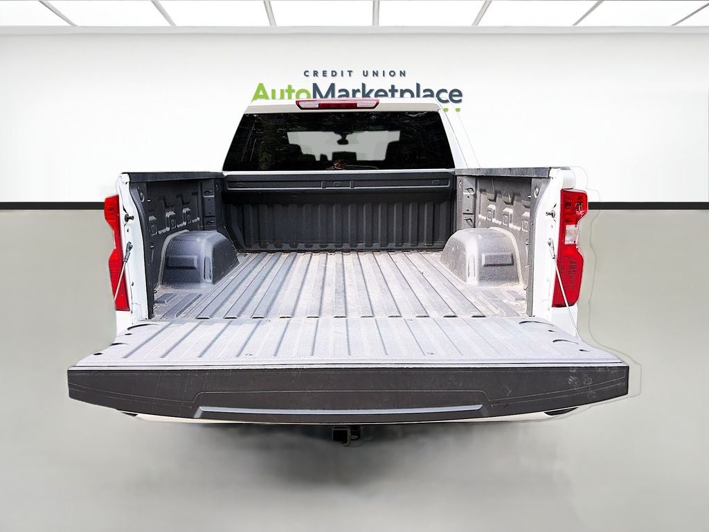 2025 Chevrolet Silverado Custom
