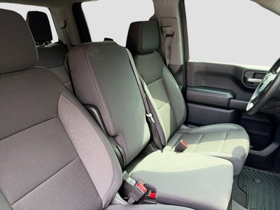 2025 Chevrolet Silverado Custom