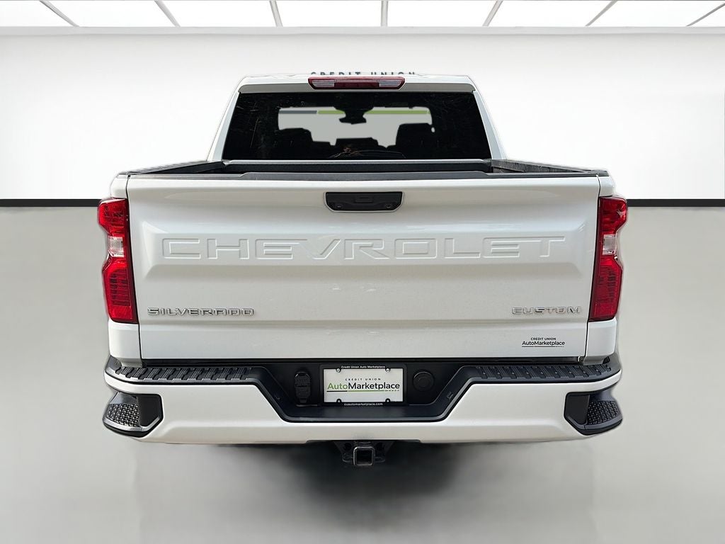 2025 Chevrolet Silverado Custom