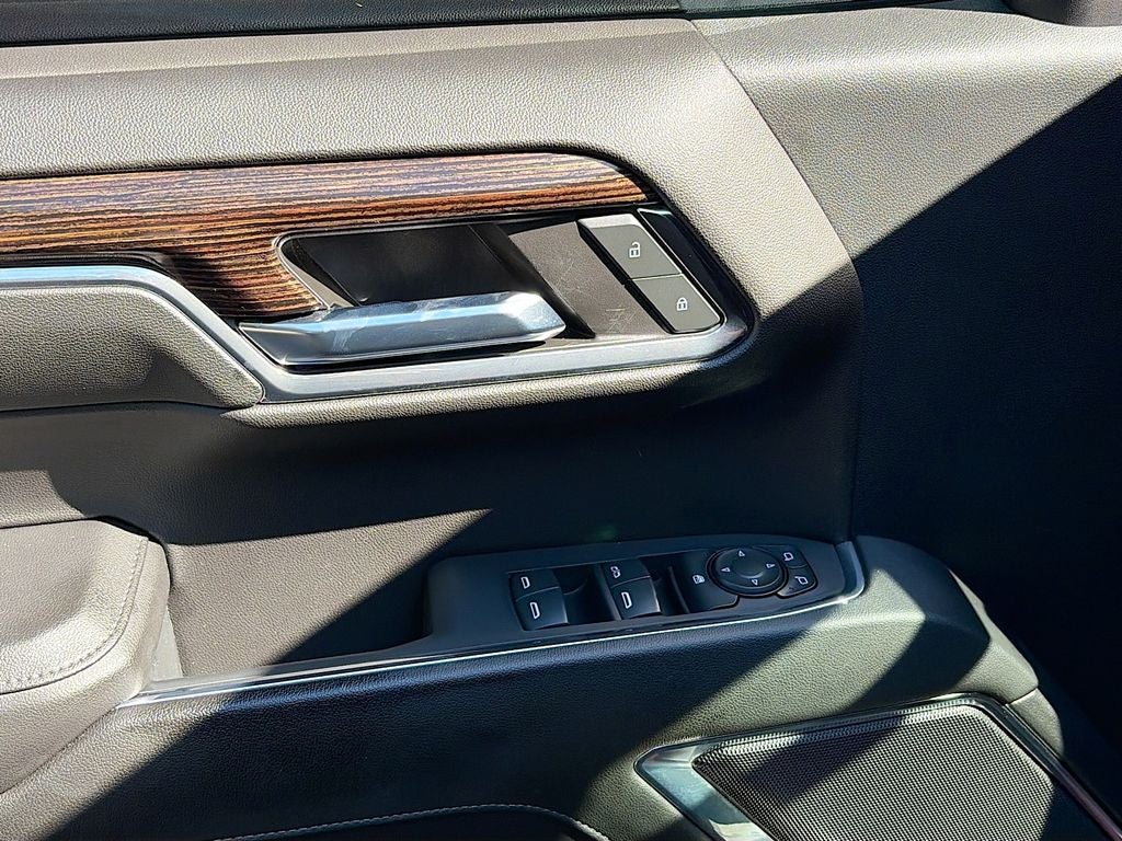 2024 GMC Sierra Elevation