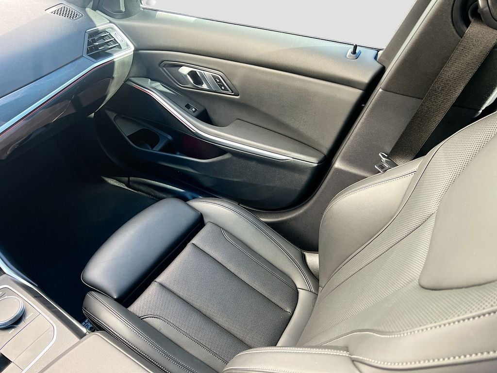 2022 BMW 3 series 330e