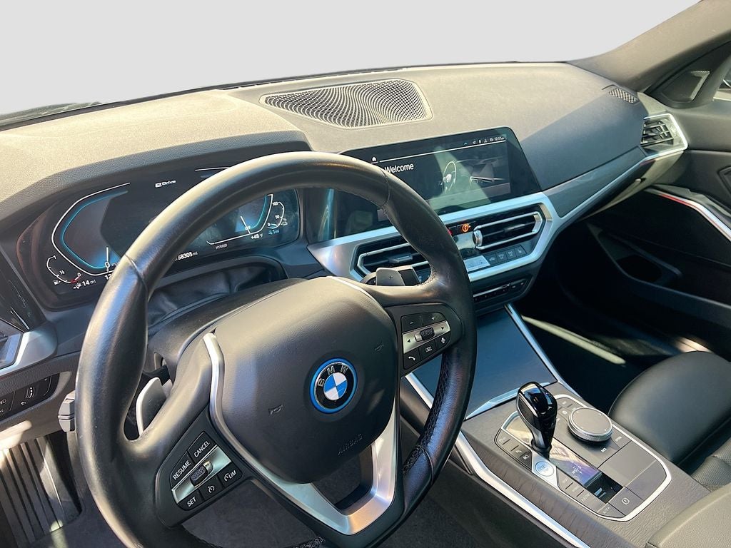 2022 BMW 3 series 330e