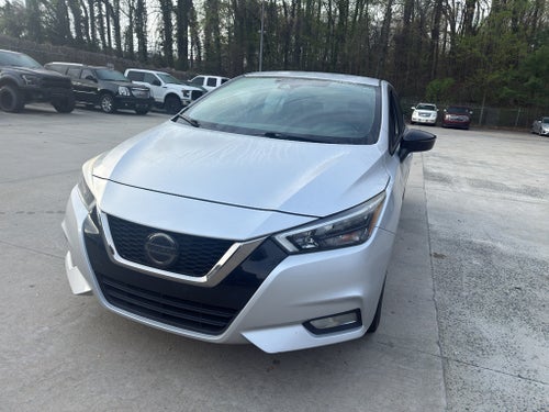 2021 Nissan Versa SR