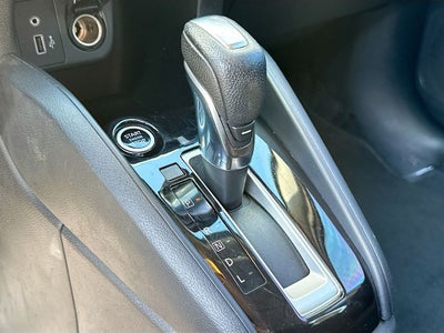 2021 Nissan Versa SR
