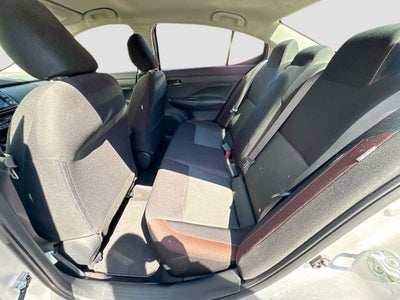 2021 Nissan Versa SR