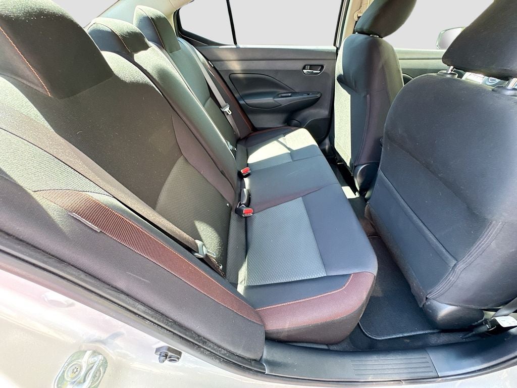2021 Nissan Versa SR