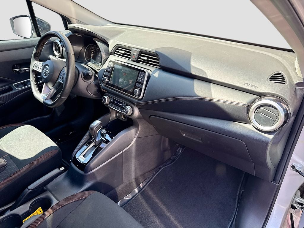 2021 Nissan Versa SR