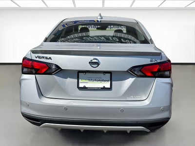 2021 Nissan Versa SR