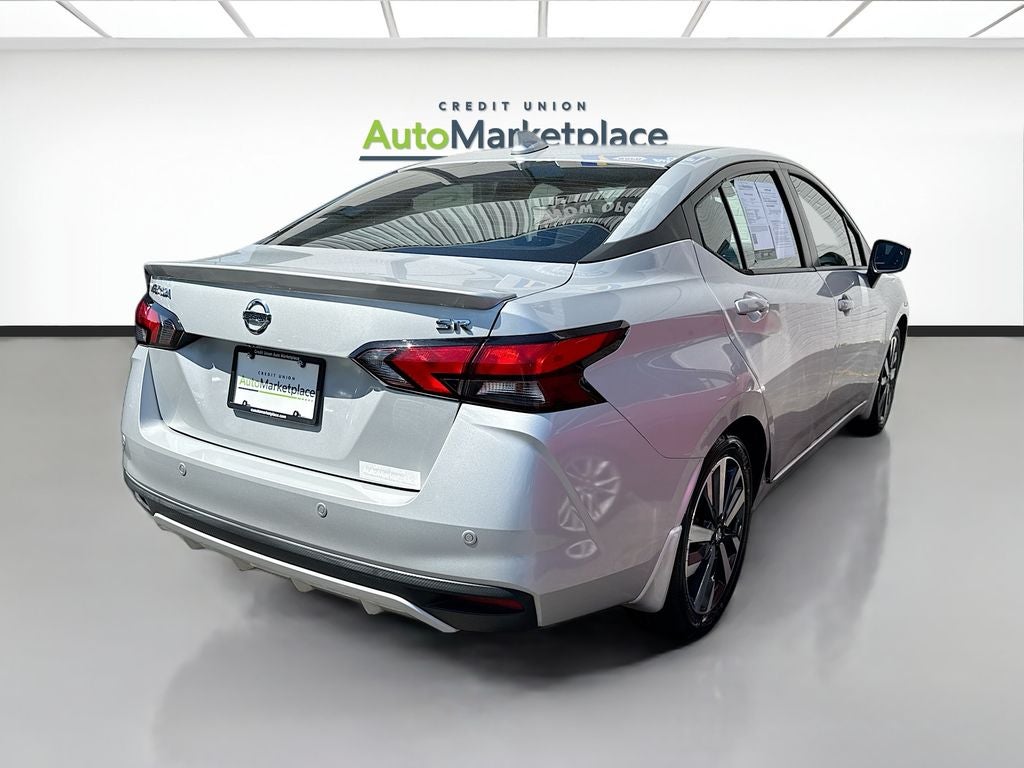 2021 Nissan Versa SR