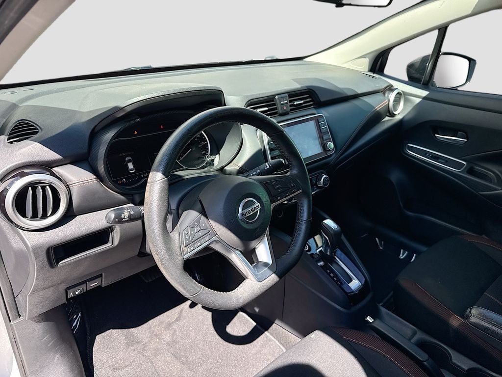 2021 Nissan Versa SR
