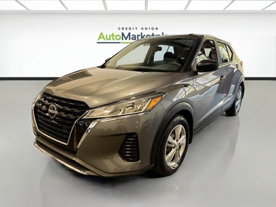 2022 Nissan Kicks S