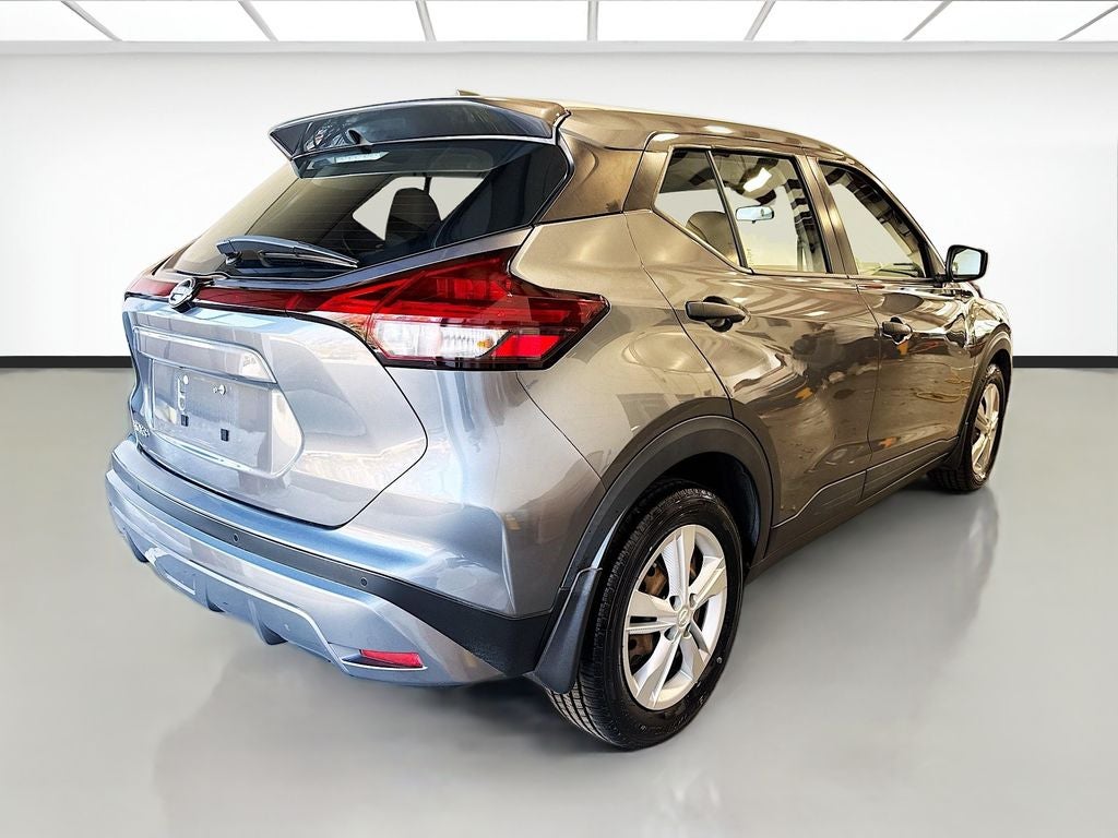 2022 Nissan Kicks S