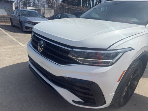 2023 Volkswagen Tiguan SE R-Line Black