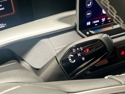 2025 Volkswagen Tiguan SE