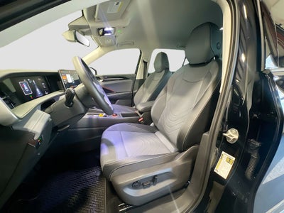 2025 Volkswagen Tiguan SE