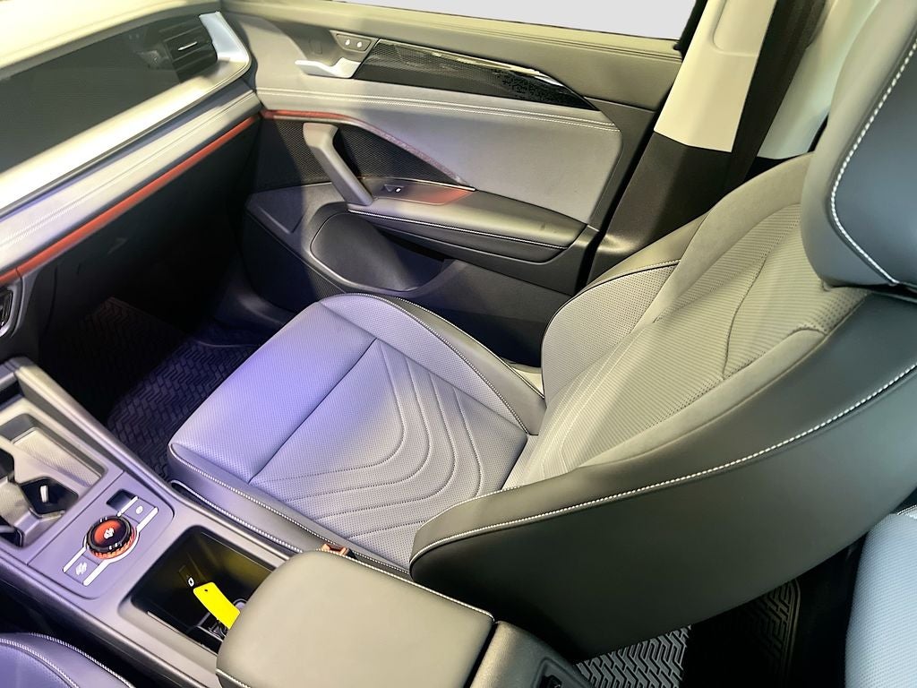 2025 Volkswagen Tiguan SE