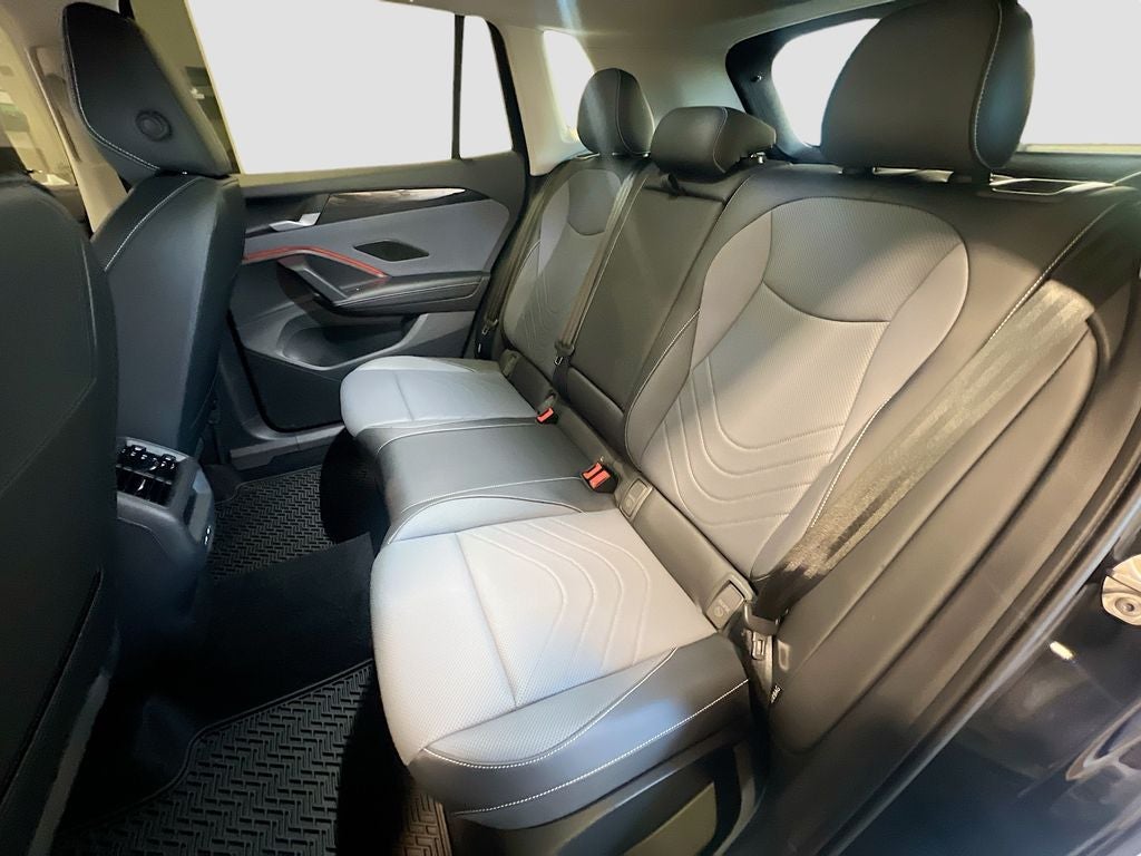 2025 Volkswagen Tiguan SE