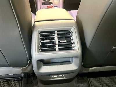 2025 Volkswagen Tiguan SE