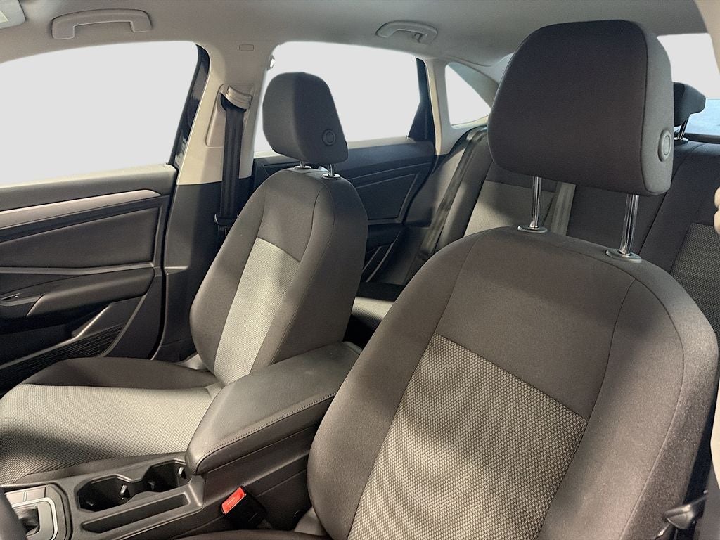 2021 Volkswagen Jetta R-Line