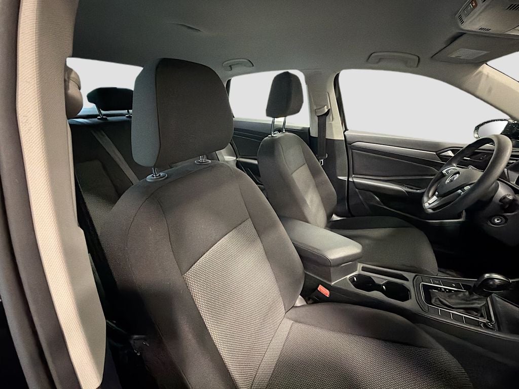 2021 Volkswagen Jetta R-Line