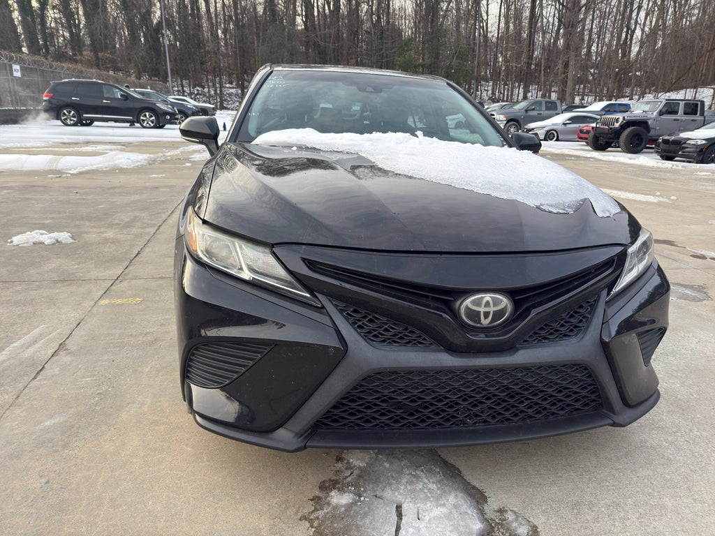 2018 Toyota Camry SE