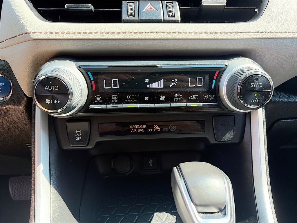 2022 Toyota RAV4 Hybrid XLE Premium