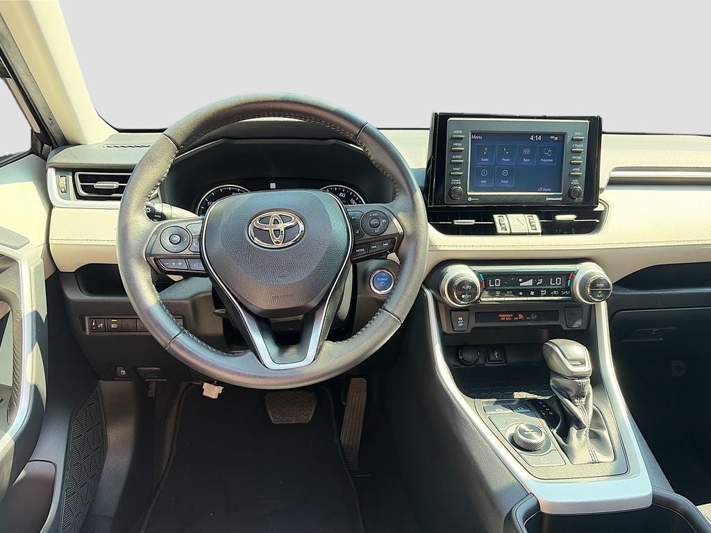 2022 Toyota RAV4 Hybrid XLE Premium
