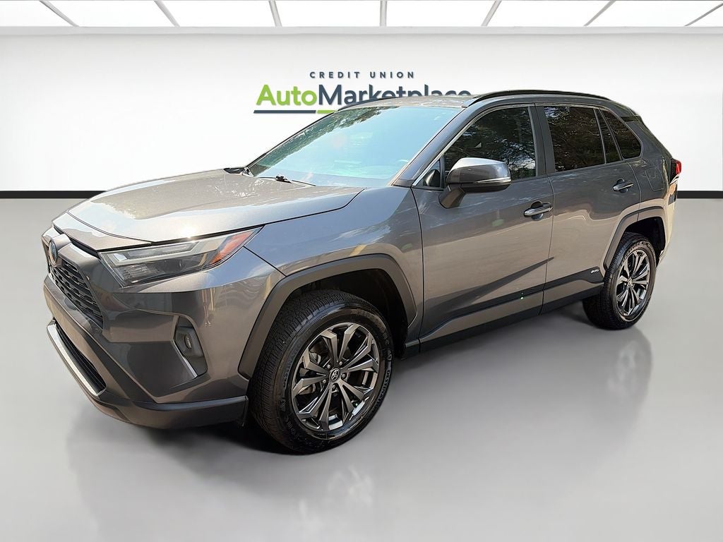 2022 Toyota RAV4 Hybrid XLE Premium
