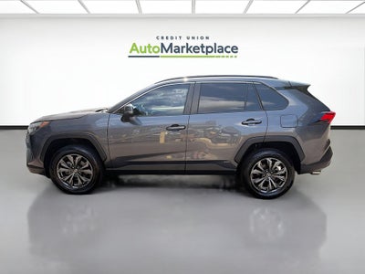 2022 Toyota RAV4 Hybrid XLE Premium