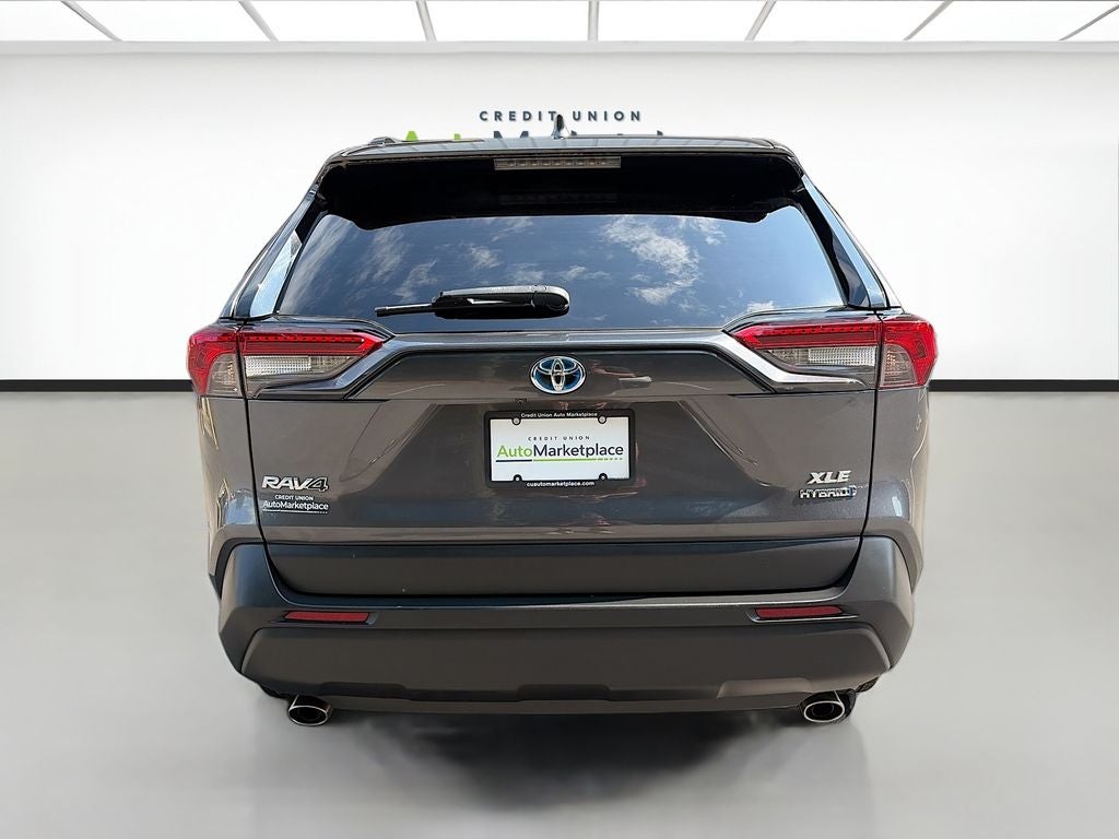 2022 Toyota RAV4 Hybrid XLE Premium