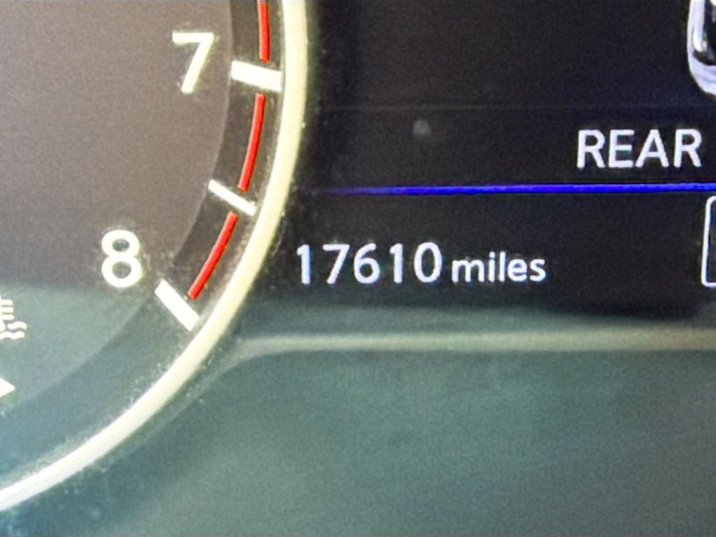 2024 Nissan Murano SV