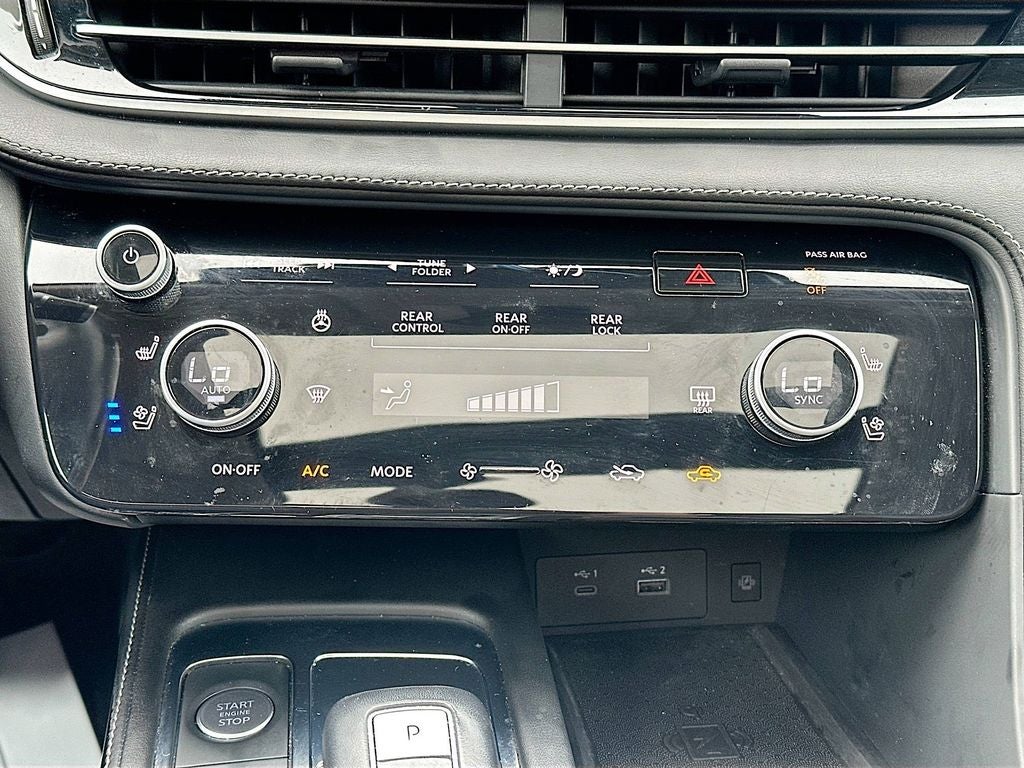 2023 INFINITI QX60 LUXE