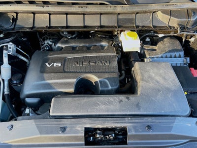 2022 Nissan Pathfinder SV